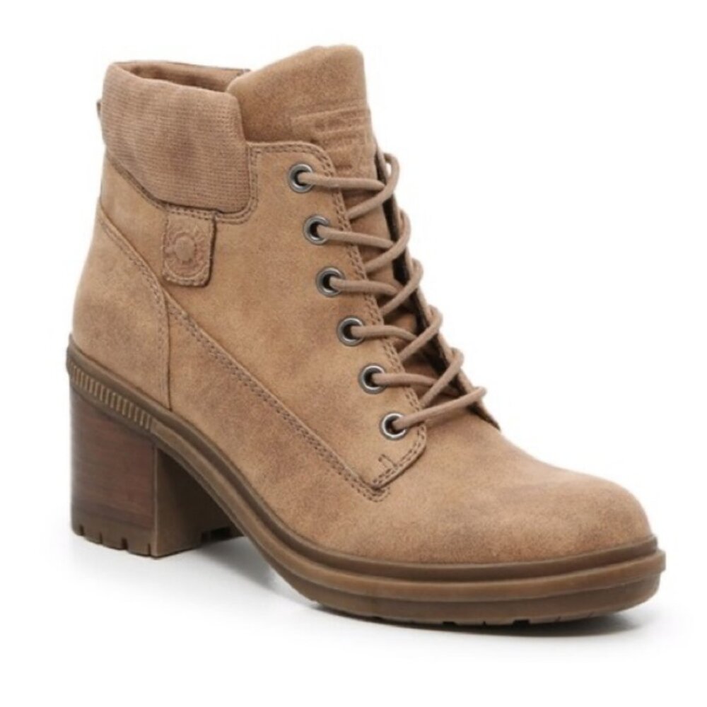 Crown Vintage “Charley” Lace-Up Booties • Tan Suede • Size 9.5M